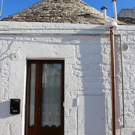 Trullo Monte Grappa בית נופש אלברובלו
